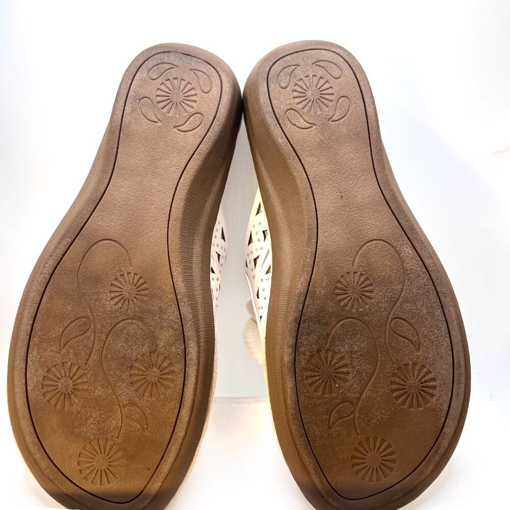 Cliffs by White Mountain Cynthia-White Rhinestones. 8W-Thong 1 1/2" Heel-Comfy - Picture 16 of 16